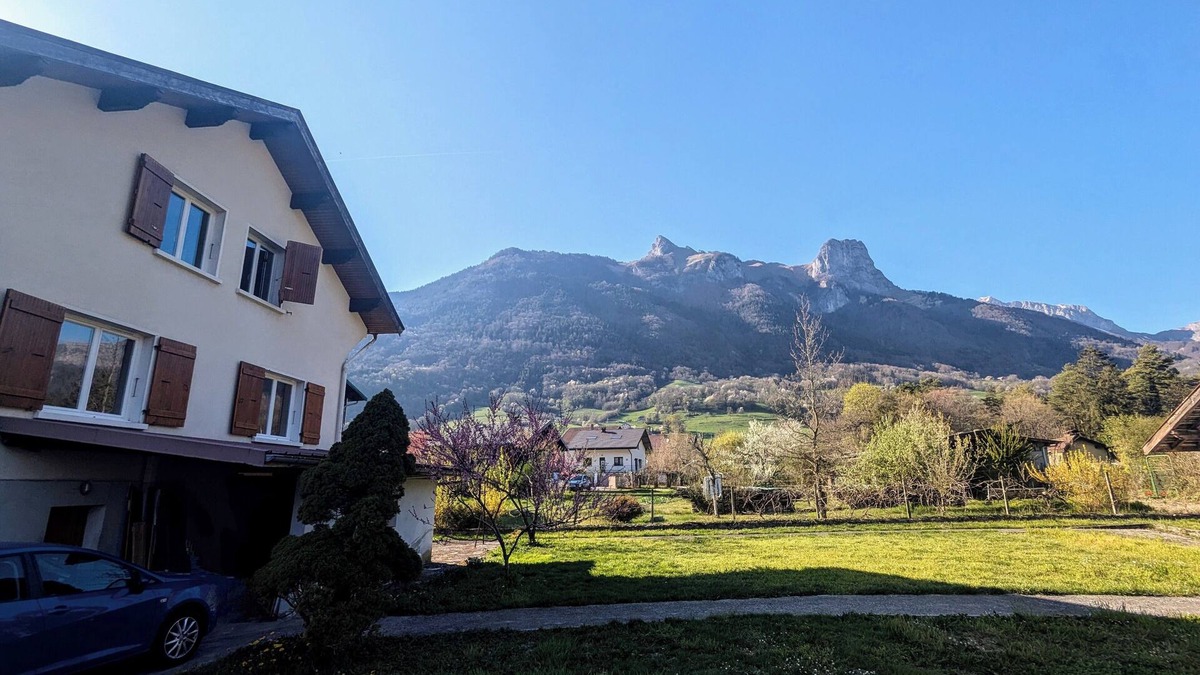 Saint-Ferreol Apartment | A bucolic retreat in the Alps