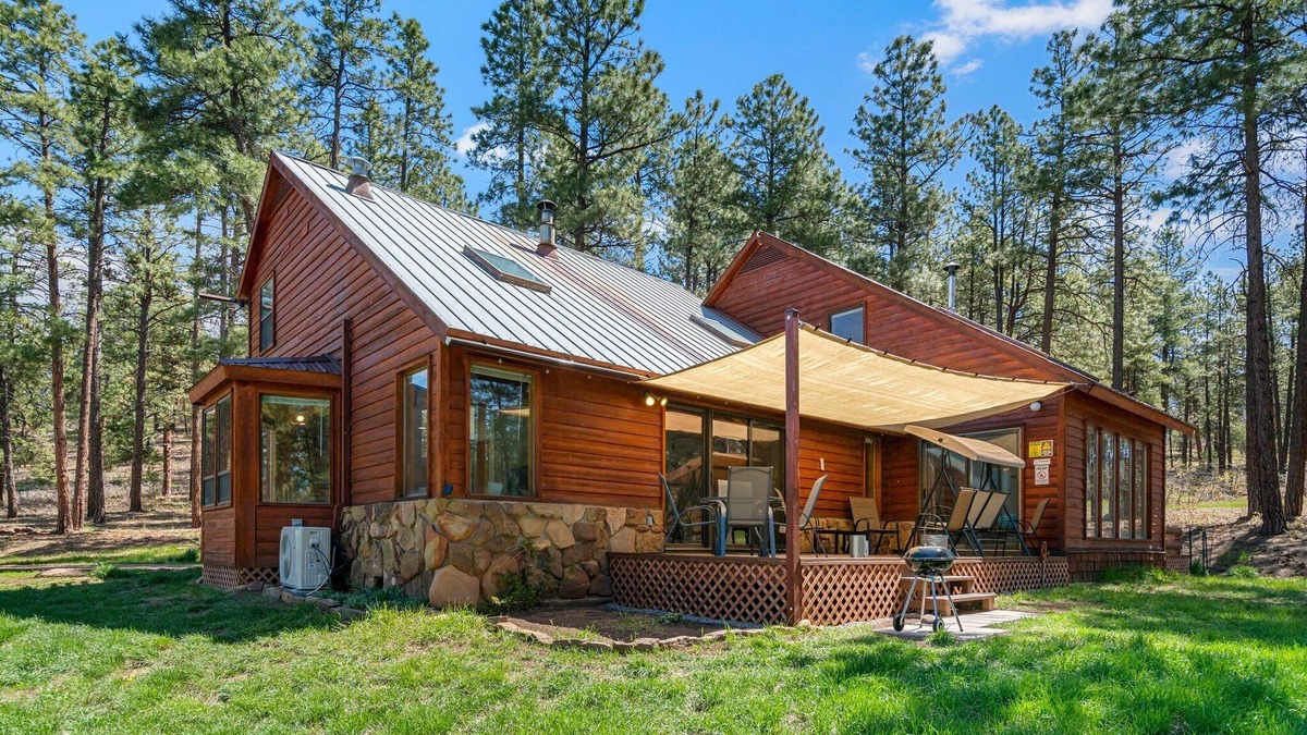 Durango Cabin | A/C! Peace & Privacy, Wildlife, 5 Bedroom!