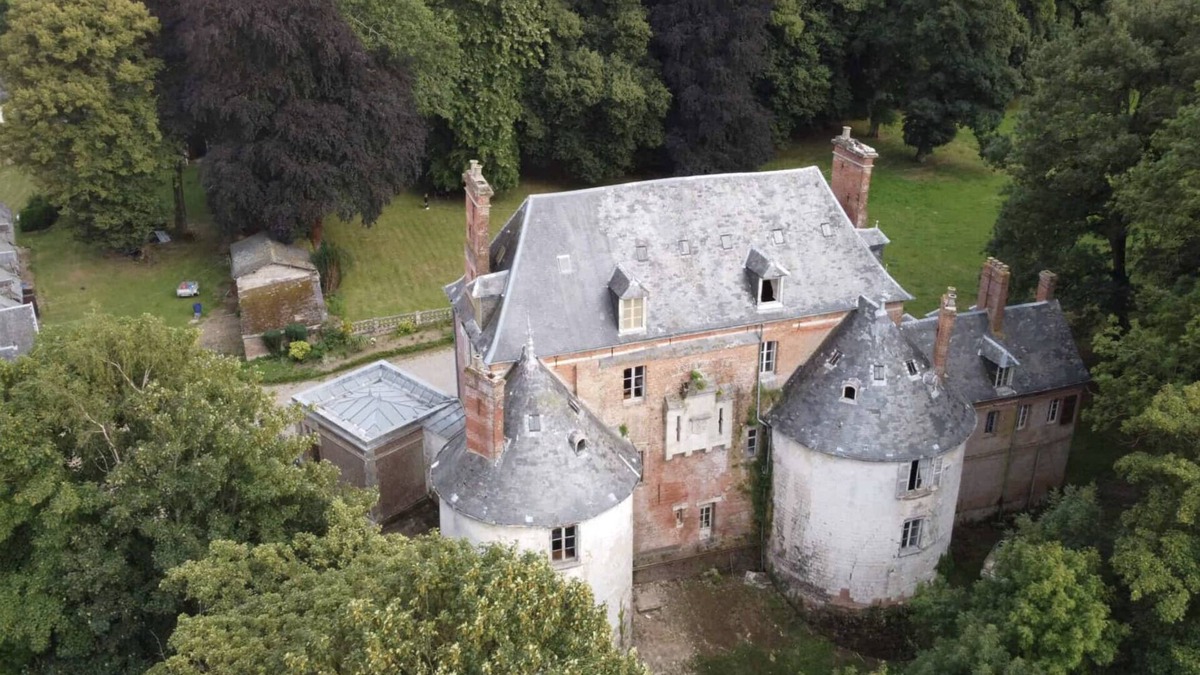 Vismes Other | A castle just for you!