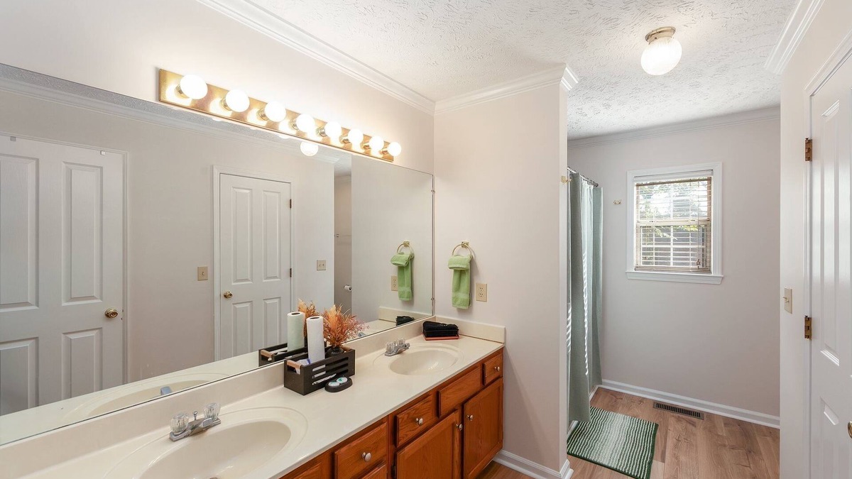 Jackson House | A charming 3-bedroom house with AC, WiFi in enchanting Jackson.