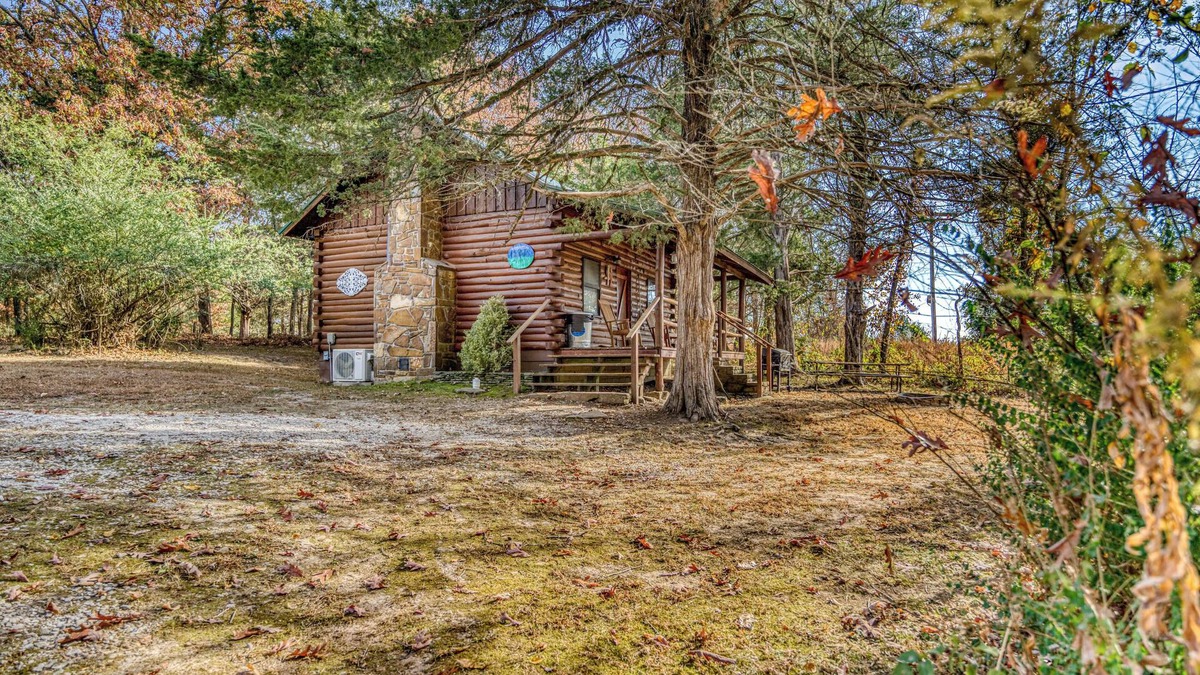 Saint Joe Cabin | A charming family cabin nestled in the heart of Saint Joe.