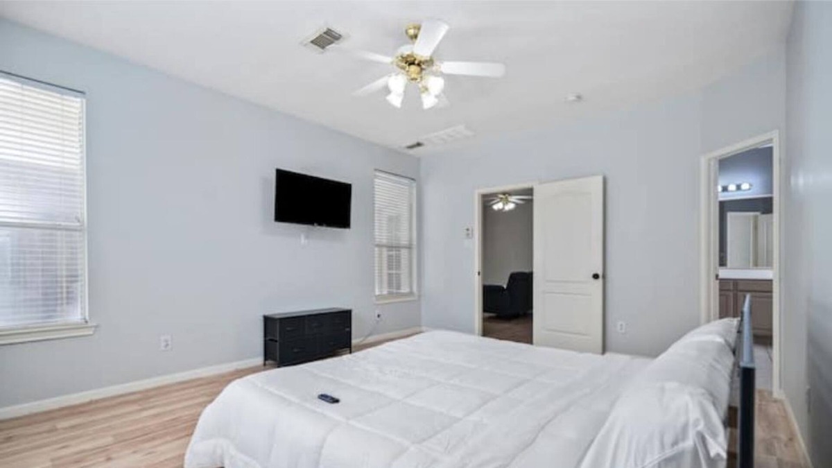 Westchase House | A Charming Gem in Houston