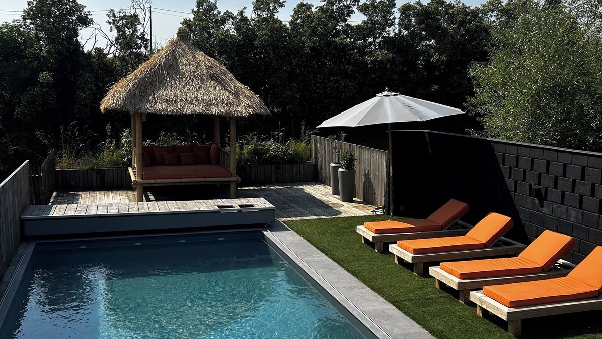 Tournai Cottage | A Cocoon for 2 People With a Beautiful View of the Valley Tournai
