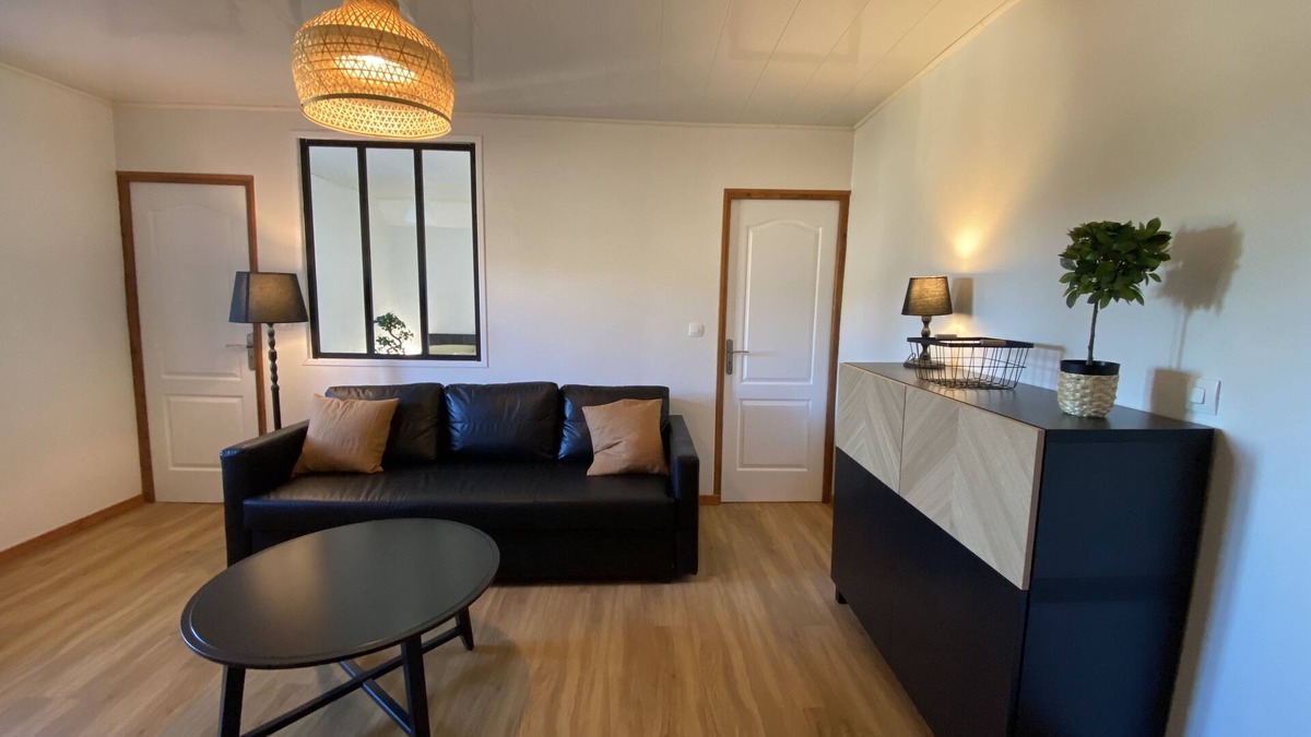Chatillon House | A cocoon in the heart of the Jura