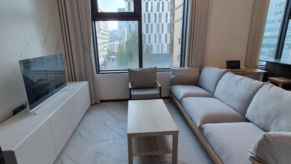 Jongno Apartment | A comfortable house, Dongdaemun History & Culture Park Station