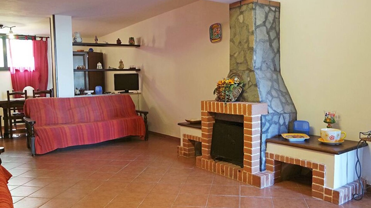 Marina di Ascea Villa | A comfortable terraced house just 70 m from the sandy beach of Ascea Marina