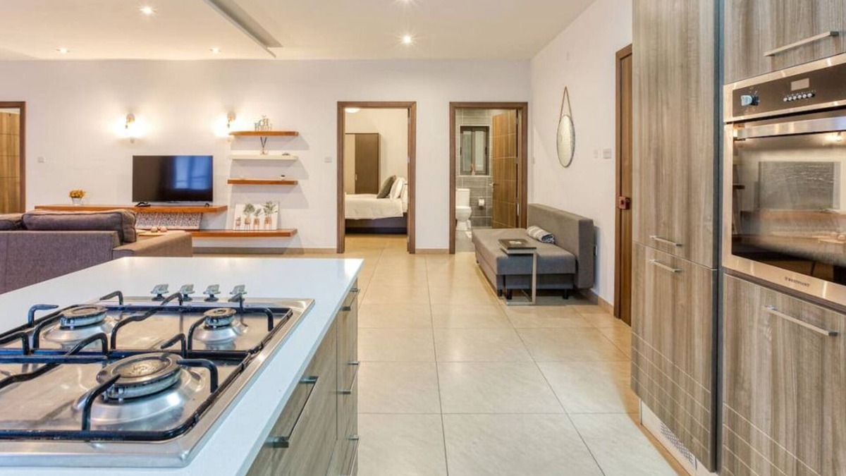 Kalkara Apartment | A comfy 2BR home with Balcony Views in Kalkara