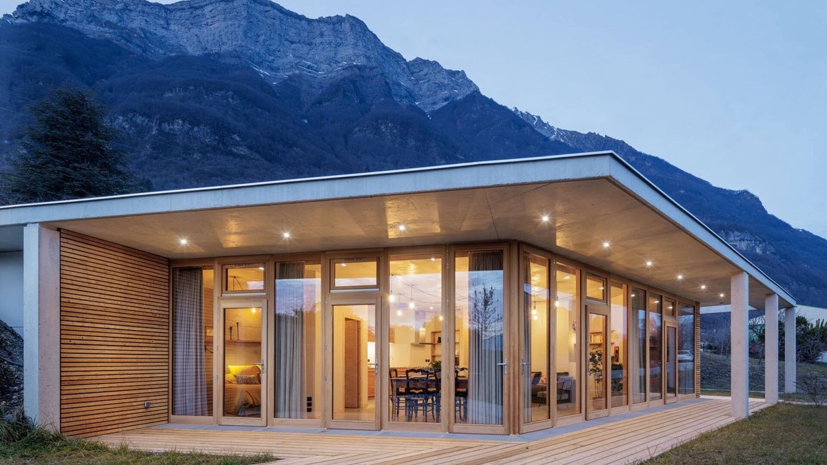 Freterive House | A contemporary, single-storey 3* gîte