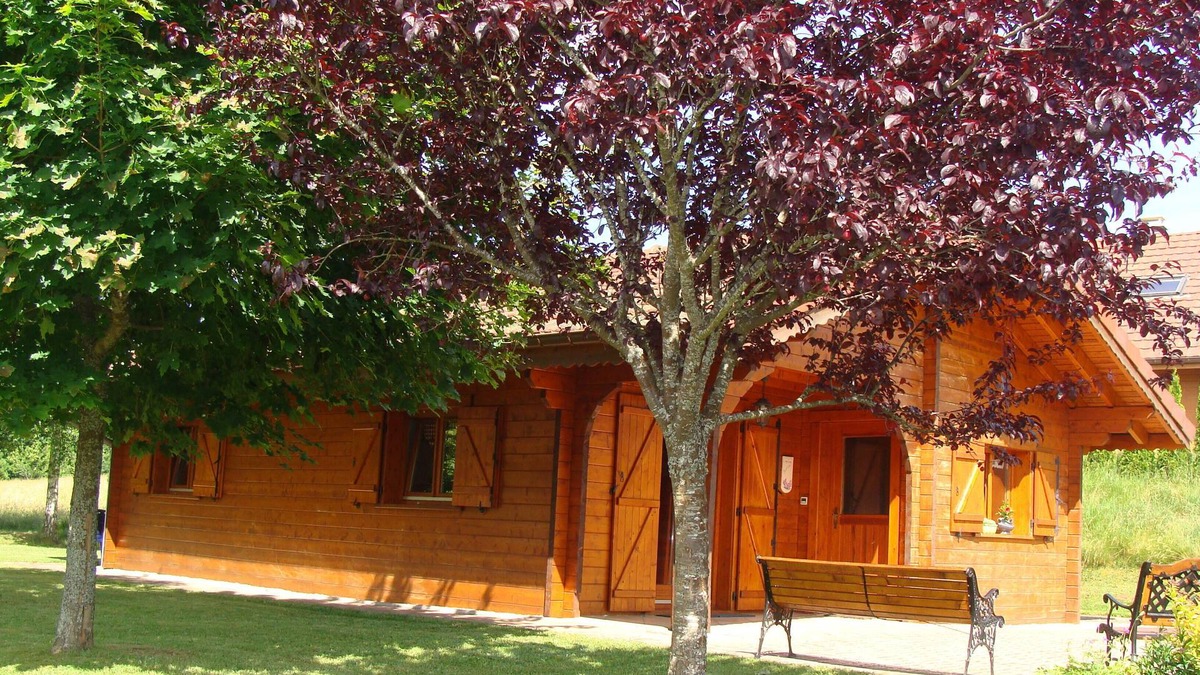 Taintrux Ski Chalet | A CORNER OF PARADISE IN RENEUX - VERY CLOSE FOREST FOR PLEASANT WALKS