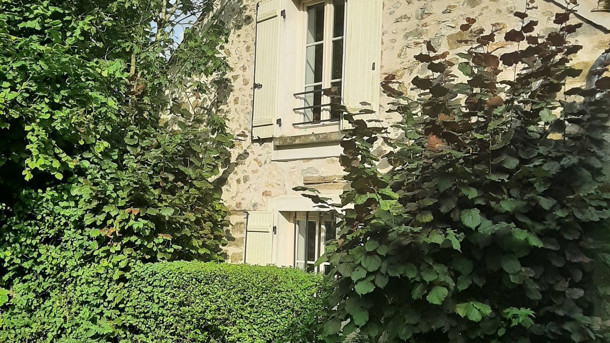 Samois-sur-Seine Apartment | A cosy studio between the Seine and the Fontainebleau forest