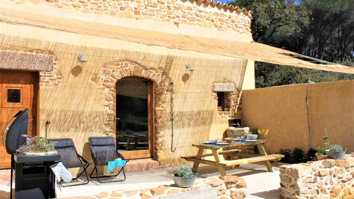 Bizanet Cottage | A cottage SENTEURS DE GARRIGUE offers peace and quiet in a corner of nature