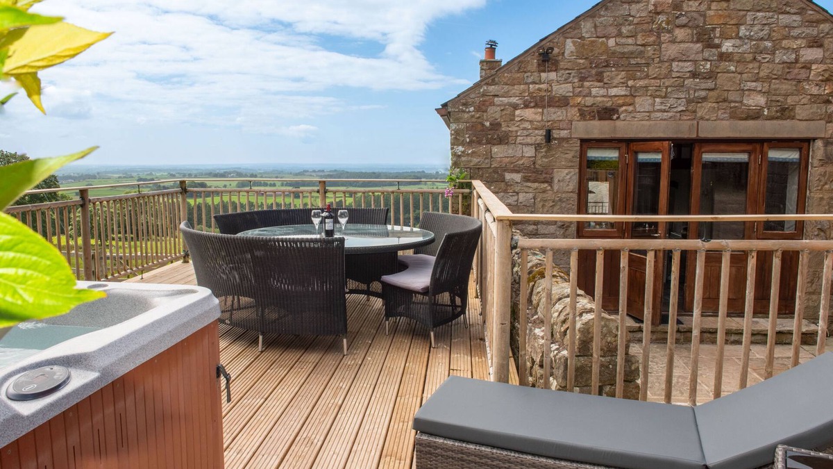 Castle Carrock Cottage | A cottage that sleeps 8 guests in 4 bedrooms