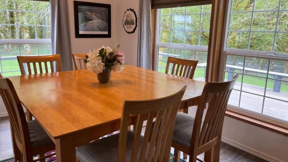 Beaver Cabin | A Cozy 2-bedroom cabin with awesome private Sol Duc River's waterfront