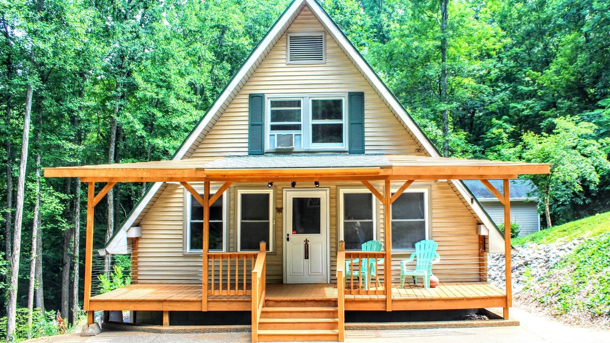 French Lick House | A Cozy A-Frame near Patoka Lake and French Lick