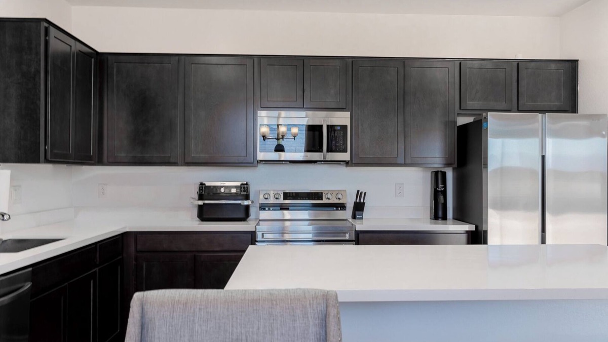 Estrella Village House | A cozy and comfortable family home with ample space sounds wonderful .