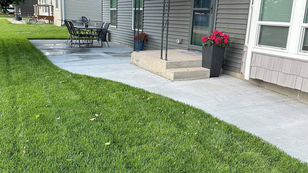 Republican City House | A cozy house retreat in Republican City and Harlan County Reservoir.