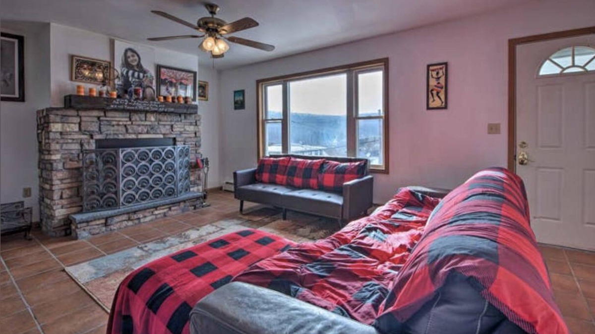 Jim Thorpe House | A cozy place in the mountains