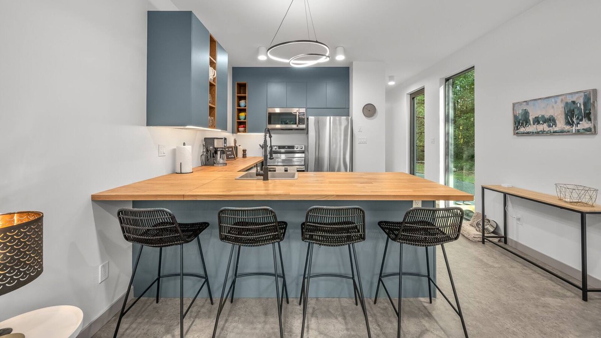 Courtenay House | A cutting-edge modern-eco house, where stylish design meets eco-conscious living
