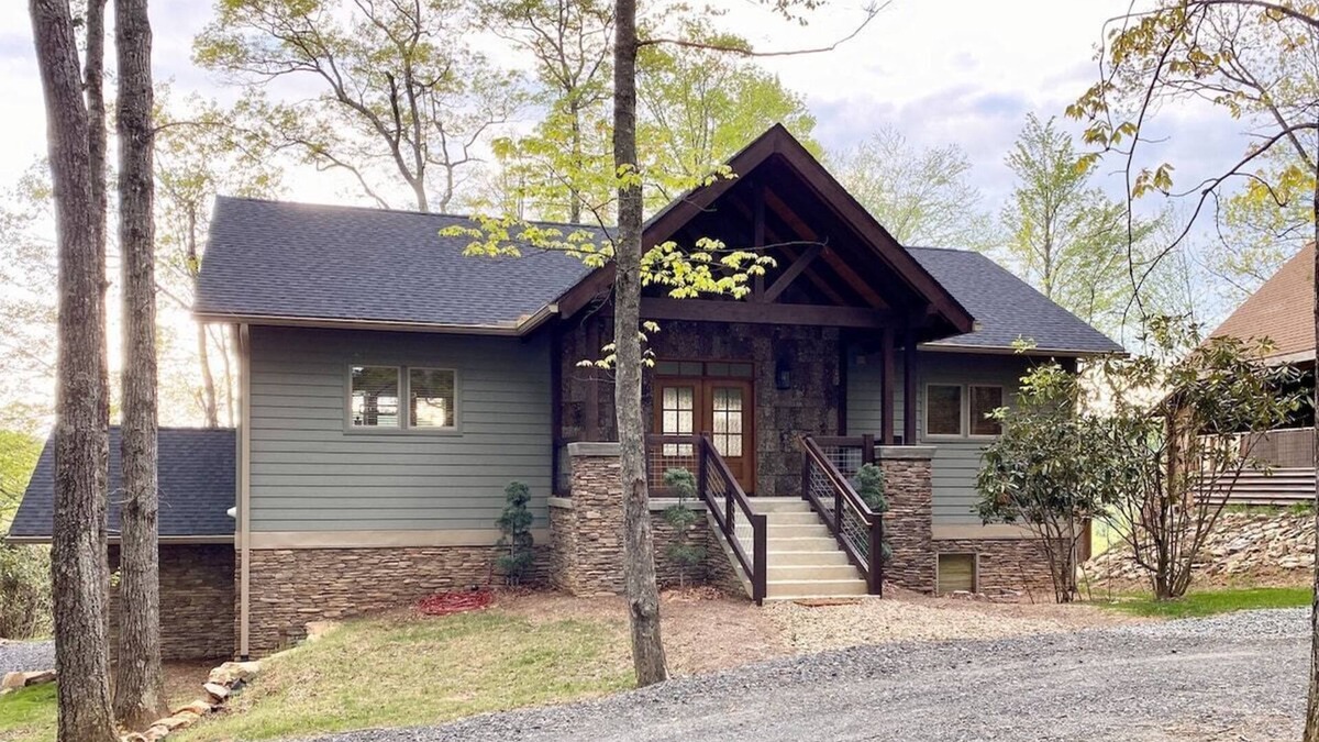 Fleetwood House | A Deer Haven - Fleetwood, NC