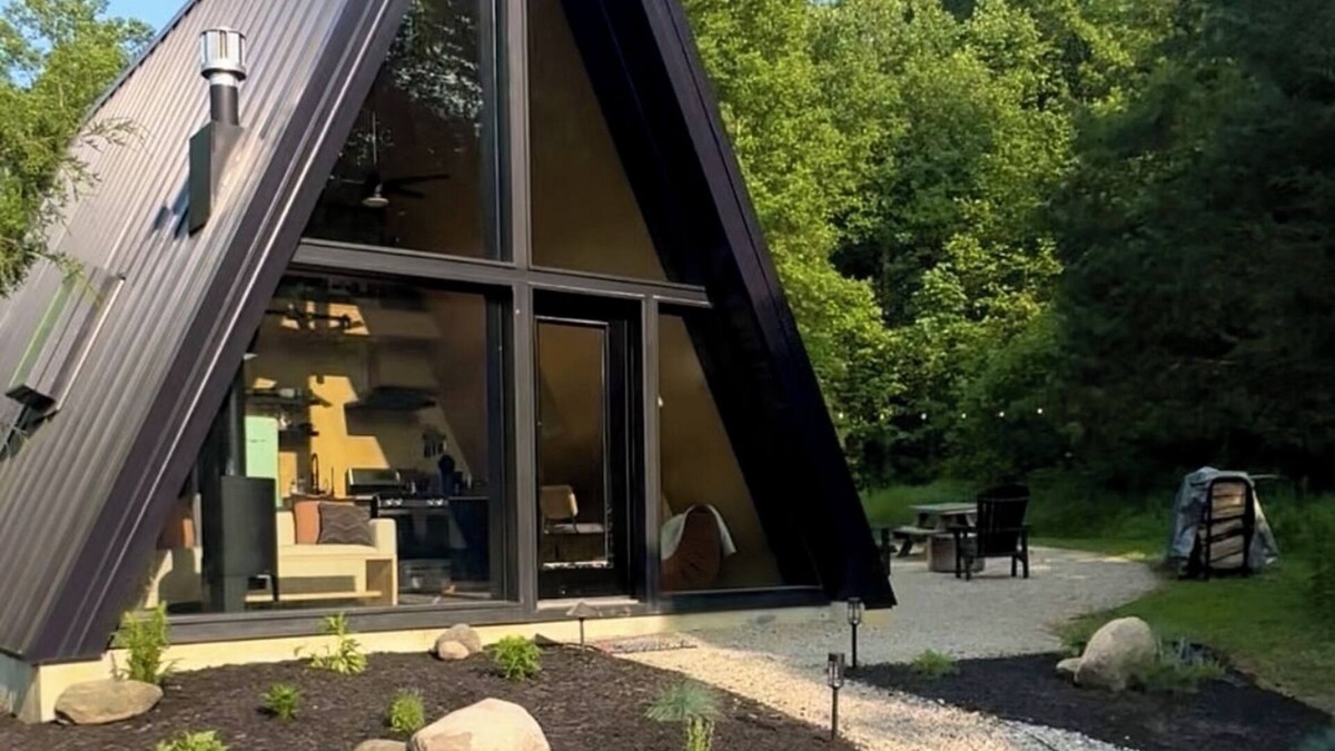 Peebles House | A Delightful A-Frame on 20-Acres with Hiking Trails, Hot Tub, Wifi, and More