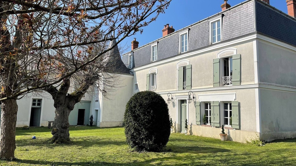 Monnerville House | A delightful country house for children, parents and grandparents!