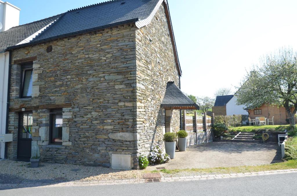 Montertelot House | A deux pas de l'Oust