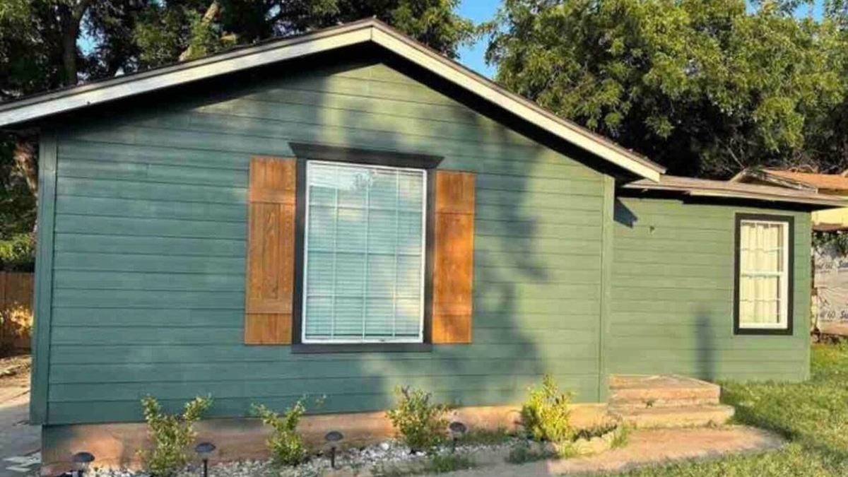 Wichita Falls Cottage | A family-friendly, tranquil oasis on Beverly Drive.