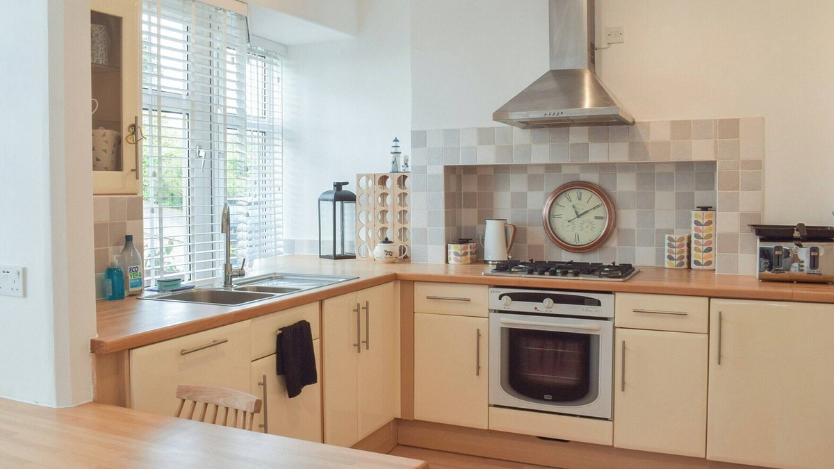 Kilmory Cottage | A fantastic family property with spectacular loch views.