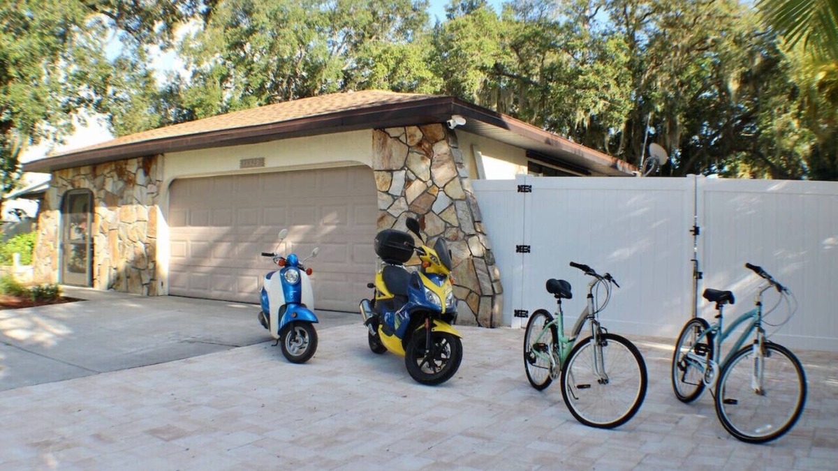 Fort Myers Shores House | A Forest Pool Calloosahatchee River Retreat