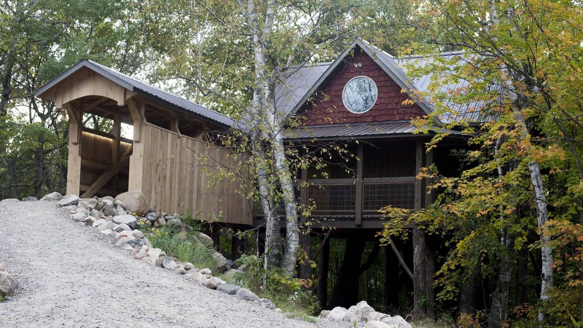 Morrison County Cabin | A Four Seasons Tree House With All Amenities Of A Home