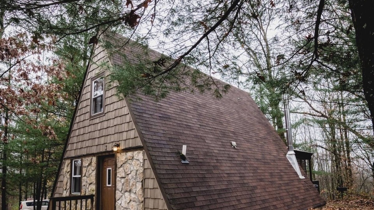 Logan Cabin | A-Frame #02 - Hosted by The Chalets