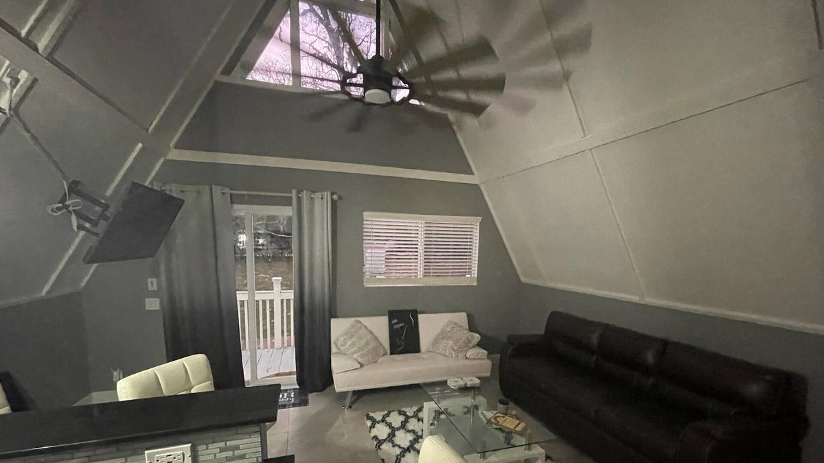 Homosassa Cottage | A-frame house, 10 mins from Homosassa river, fits 6 people!