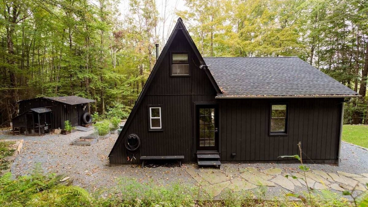 Oliverea Cabin | A-Frame in Catskills, with mid century charm