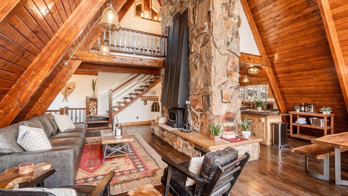 Sundance Cabin | "A" Frame of Mind - 4 bed/3 bath, Close to Resort/Hiking, Hot Tub, Sauna, Views, Outdoor Fire Pit