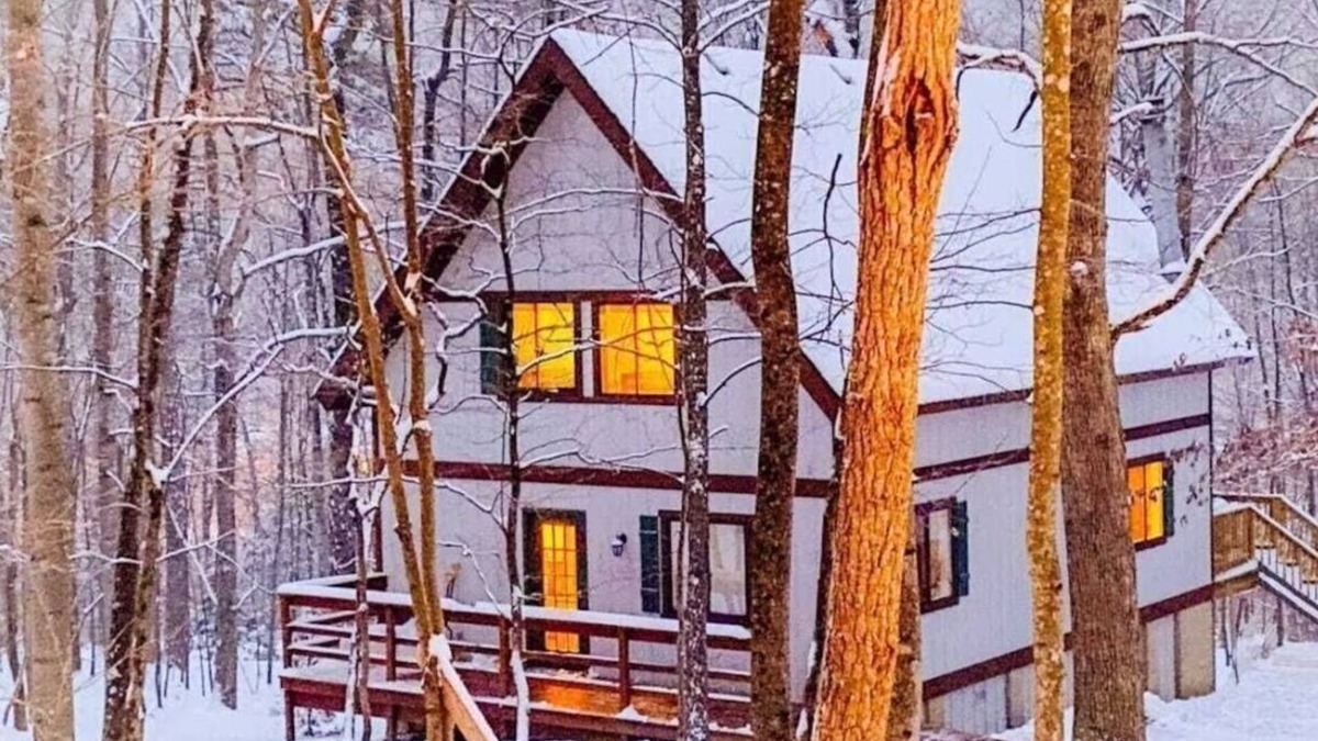 Massanutten Ski Chalet | A-Frame of Mind, Modern & cozy Massanutten chalet