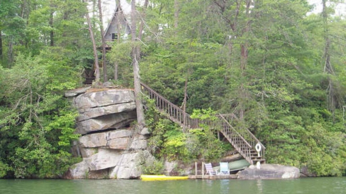 Tallulah Falls Cabin | A-Frame on Tallulah Lake