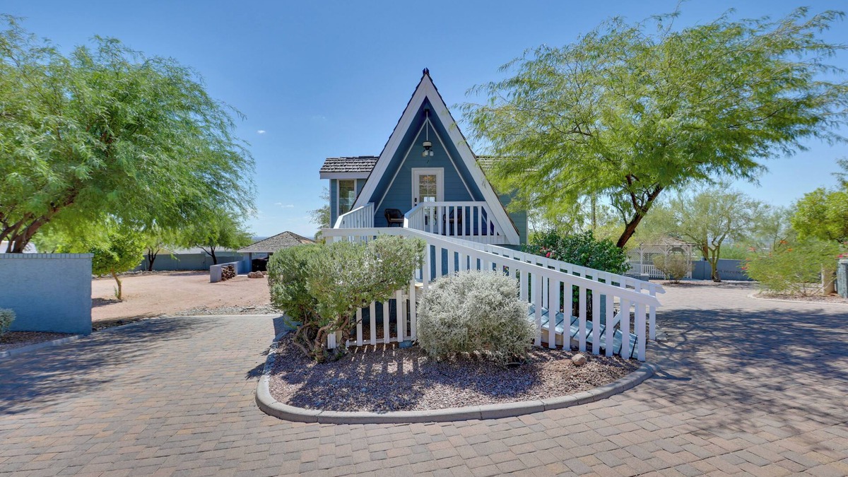 Apache Junction House | A-Frame w/Patio & Mtn Views: Arizona Retreat