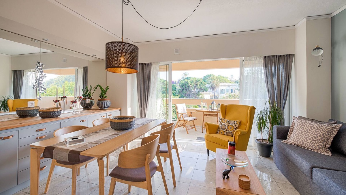Rhodes Apartment | A freshly renovated, luxury apartment right in the heart of Rhodes City