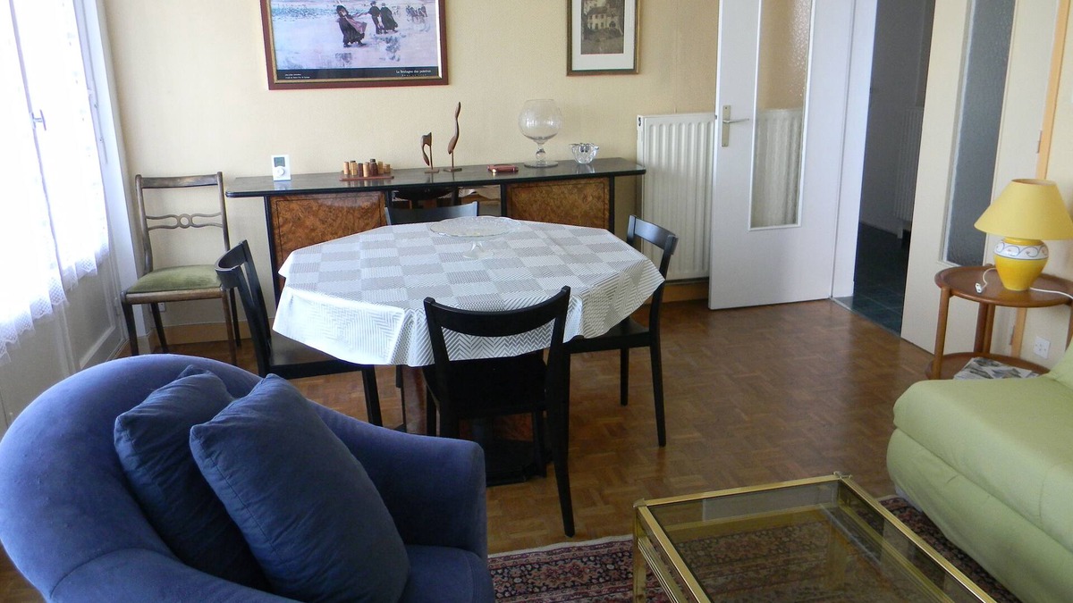 Saint-Marc Apartment | A furnished apartment close to the beach, Océanopolis and the botanical garden.