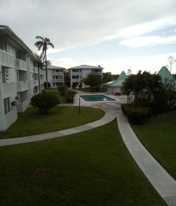 Bahamas Terrace Apartment | A Gated One bedroom apartment, five minutes away from beach,