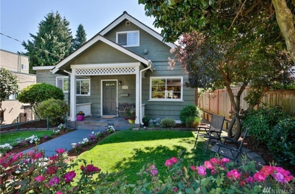 Magnolia Apartment | A Gem in the Emerald City: For Business and Travel