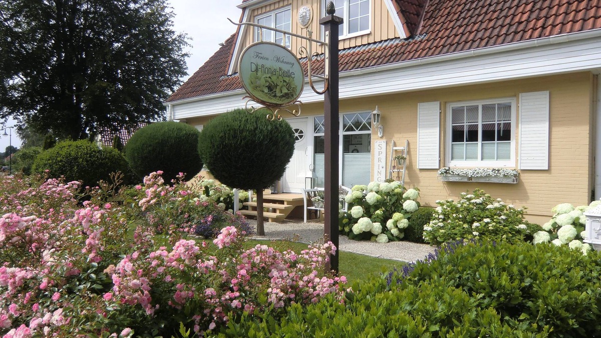 Sarau Condo | A gem near the Baltic Sea (Scharbeutz) in the countryside - with attention to detail