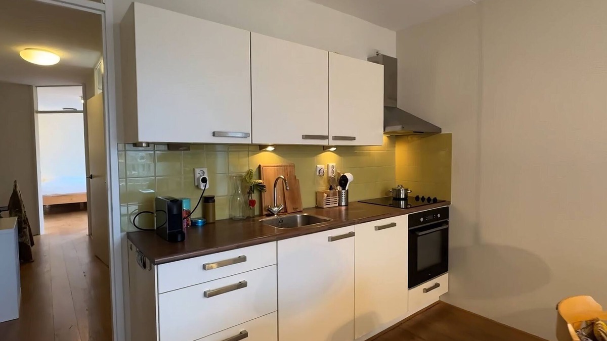 Staatsliedenbuurt Apartment | A Glimpse Into the Rich History of Amsterdam