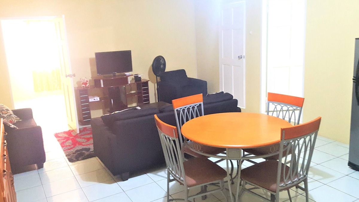 Longdenville House | A GREAT PLACE TO STAY, AT A GREAT PLACE, 1-BEDROOM
