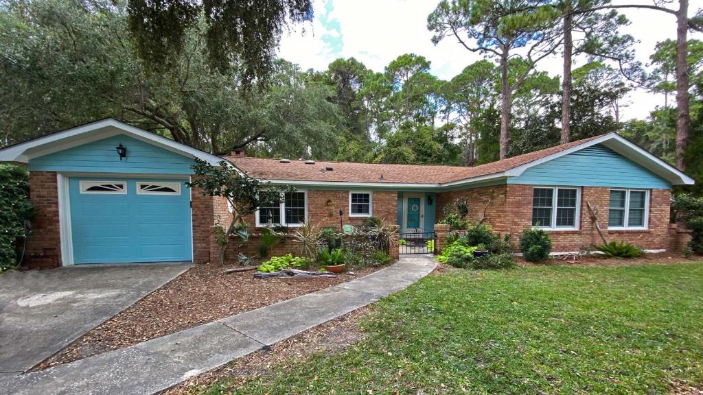 Jekyll Island House | A GUST A WIND home