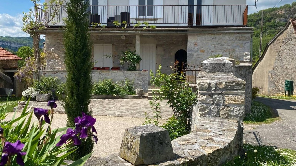 Cenevieres House | A haven of peace near Saint Cirq Lapopie