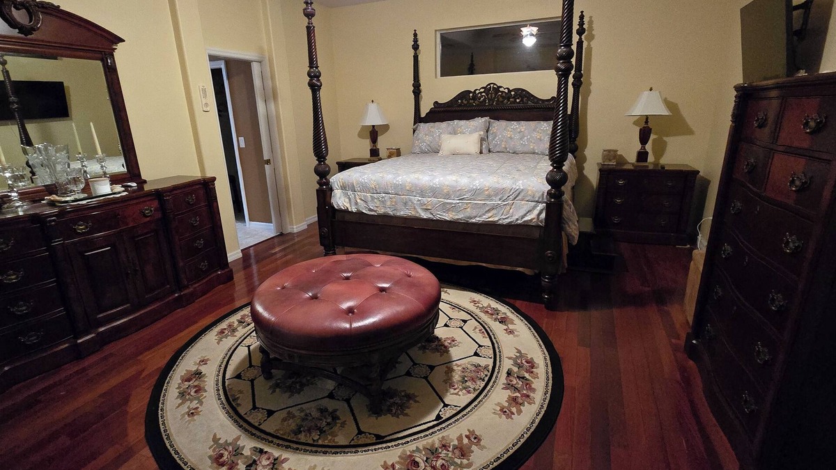 Plymouth House | A Hidden Gem, A Cozy 4-bedroom 3 bath house in gorgeous Apopka with WiFi, AC