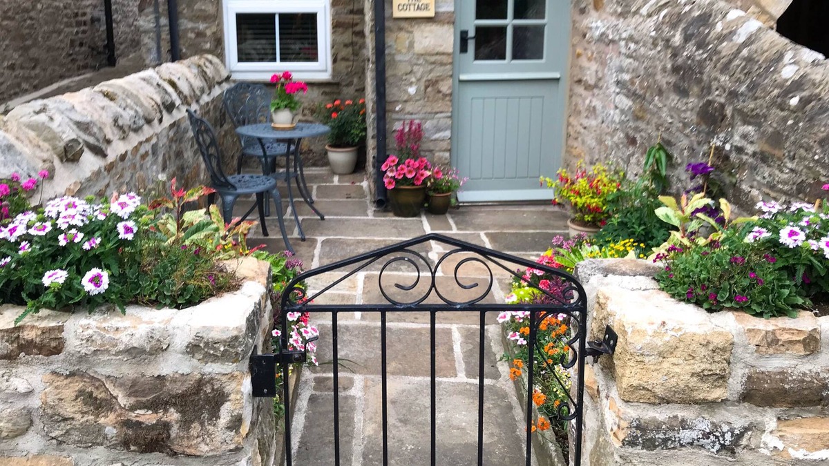 Reeth Cottage | A hidden gem with the appeal of a traditional Yorkshire Dales Cottage - dog friendly, pubs nearby