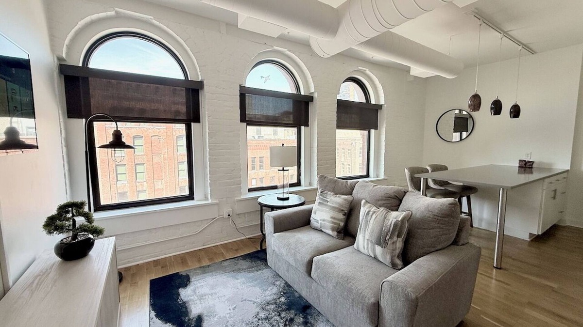 Old Market Apartment | A historic 700 square foot loft in the heart of the Old Market