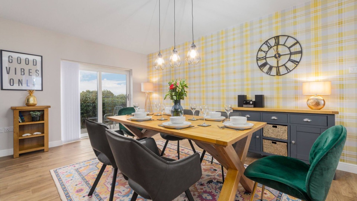 Mount Murray Cottage | A holiday cottage that sleeps 4 guests in 2 bedrooms